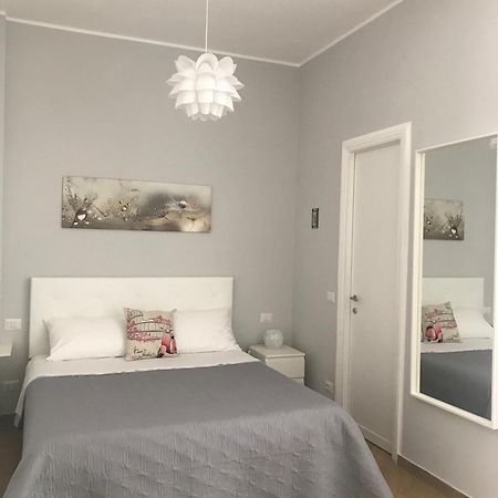 Lovely Little Apartment In Via Aurelia โรม ภายนอก รูปภาพ