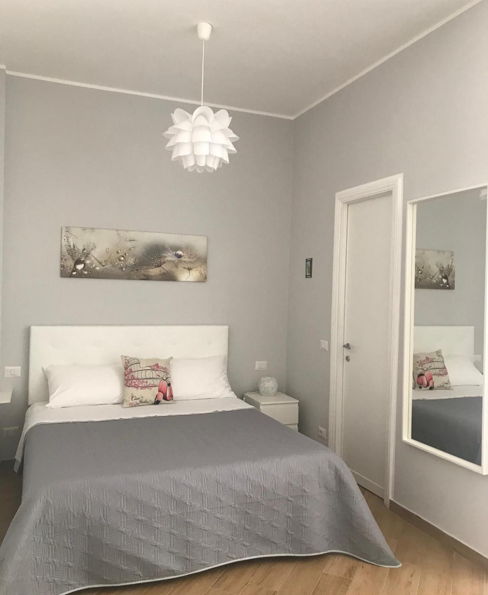 Lovely Little Apartment In Via Aurelia โรม ภายนอก รูปภาพ
