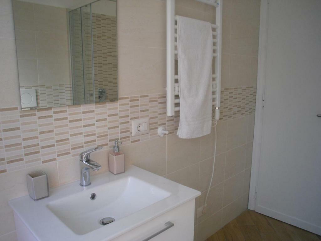 Lovely Little Apartment In Via Aurelia โรม ภายนอก รูปภาพ