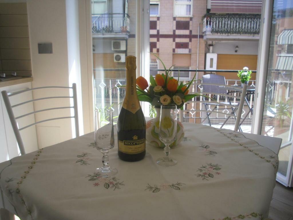 Lovely Little Apartment In Via Aurelia โรม ภายนอก รูปภาพ